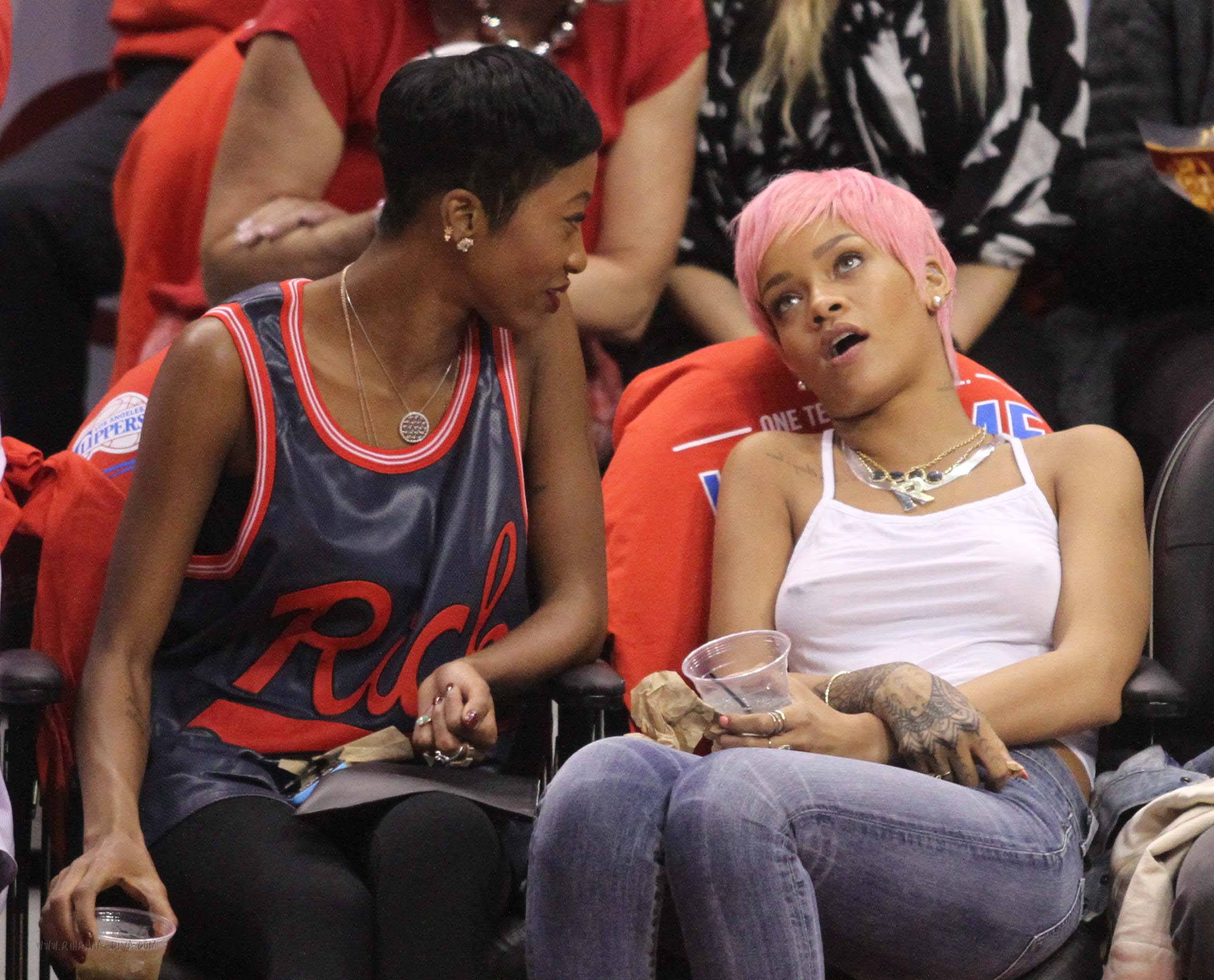 Rihanna-405