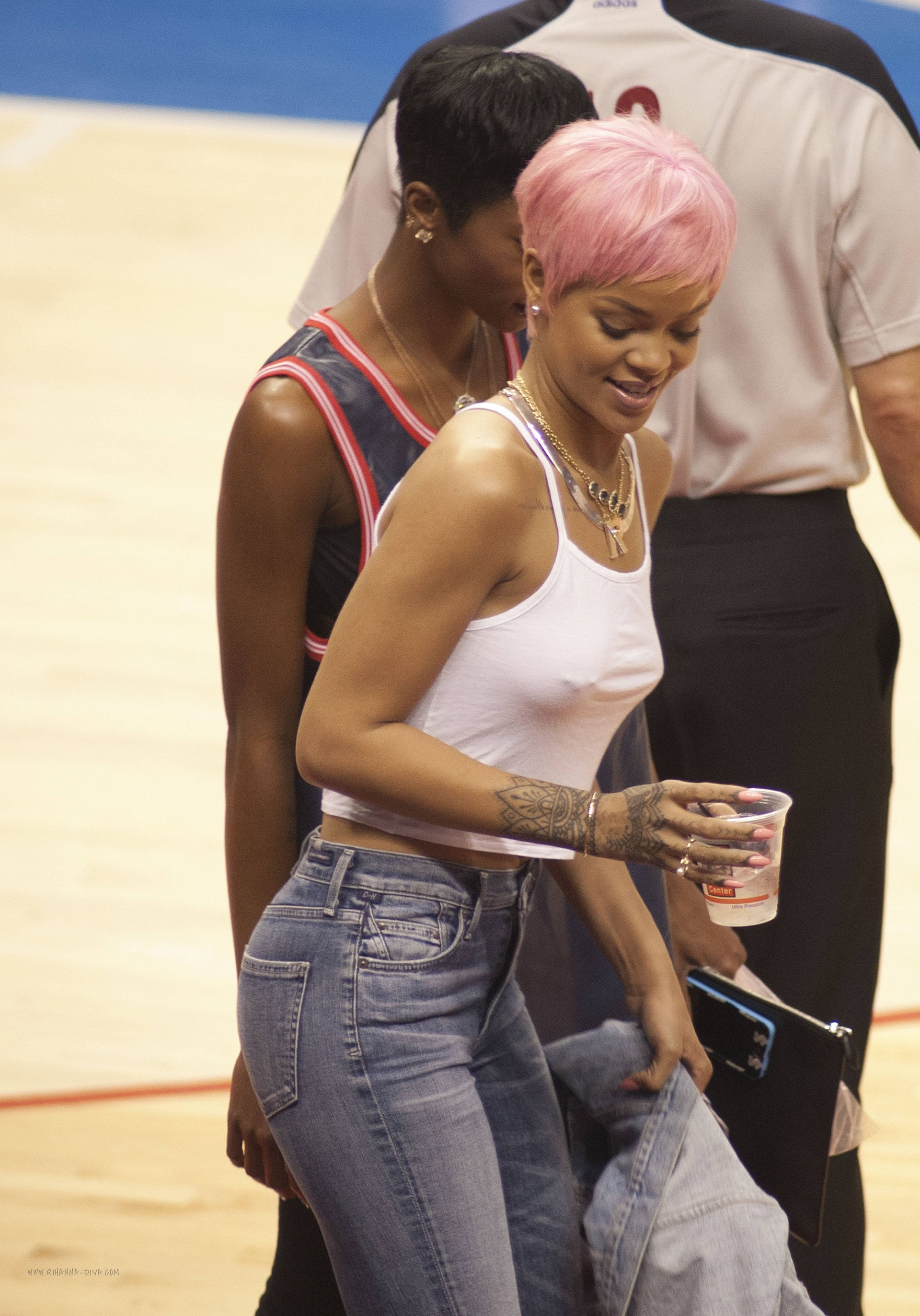 Rihanna-410