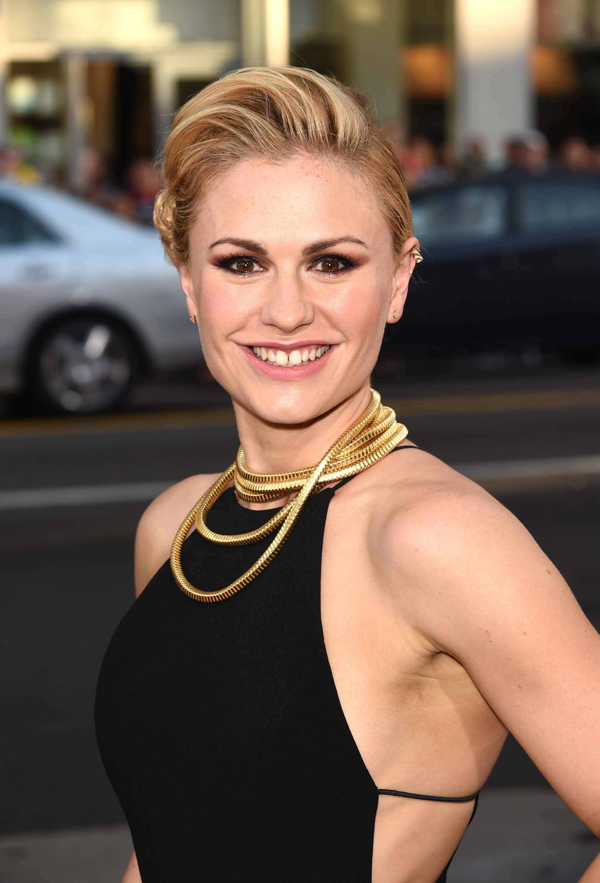 Anna-Paquin-1