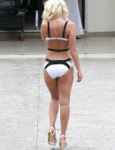 Danielle-Armstrong-14