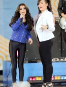 Demi-Lovato-and-Cher-Lloyd-5