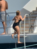 Hayden-Panettiere-in-Swimsuit-7