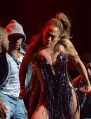 Jennifer-Lopez-at-Kiss-108-Kiss-Concert-2014-in-Mansfield-6