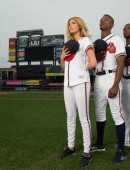 Kate-Upton-Sports-Illustrated-Photoshoot-June-2014-3