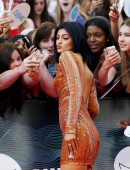 Kylie-jenner-and-Kendall-Jenner-2