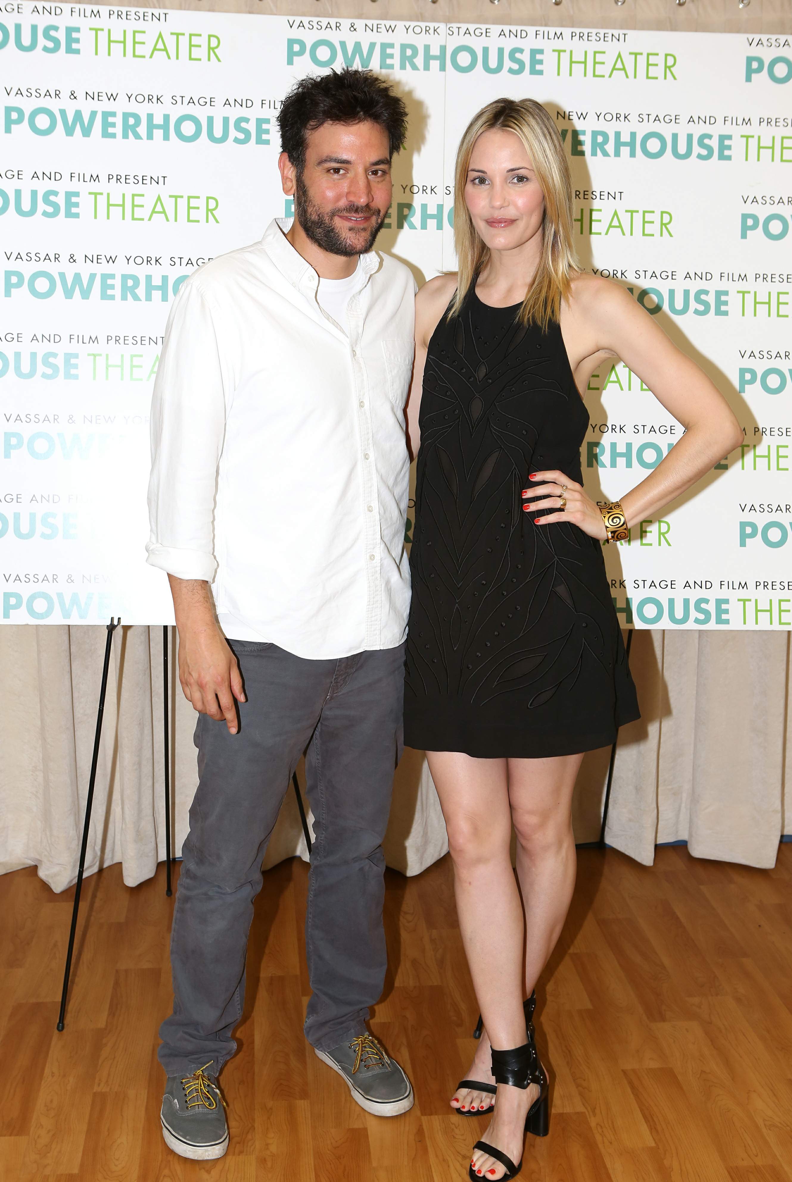 Leslie-Bibb-at-Vassar's-2014-Powerhouse-Season-8