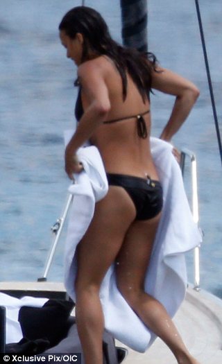 Michelle-Rodriguez-505