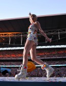Miley-Cyrus-at-Capital-Summertime-Ball-in-London-3