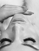Rosie-Huntington-Whiteley-8