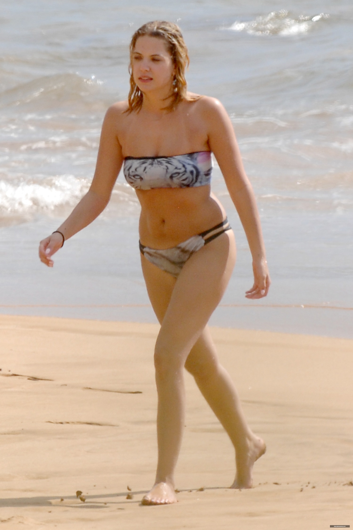Ashley-Benson-56