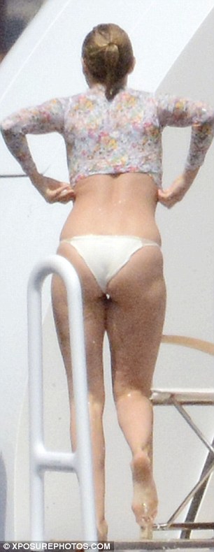 Cameron-Diaz-605