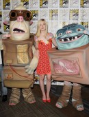 Elle-Fanning-SDCC-2014-15