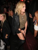 Hilary-Duff-707