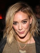 Hilary-Duff-710