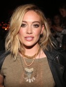 Hilary-Duff-711
