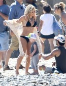 Hilary-Duff-in-Bikini-13