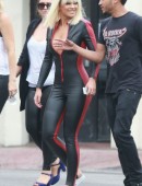 Iggy-Azalea-and-Rita-Ora-7