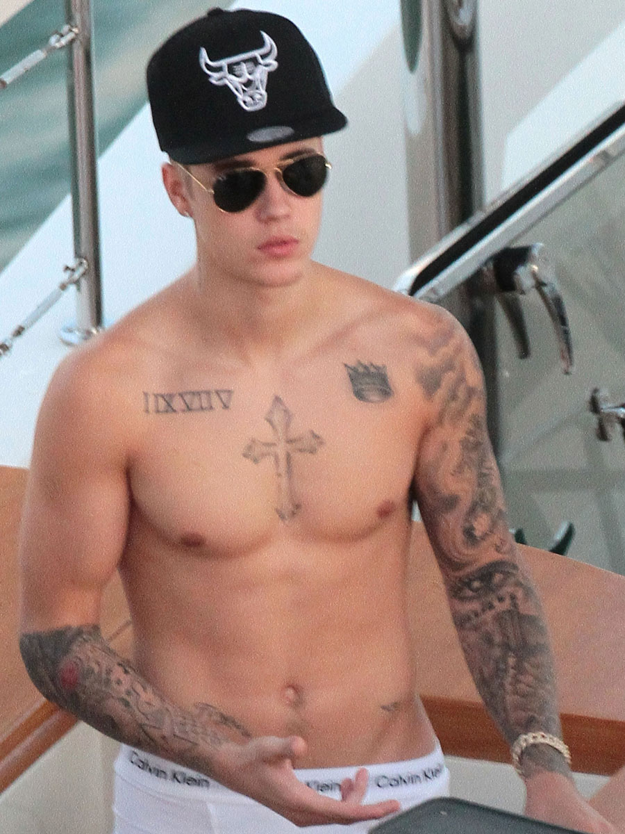 Justin Bieber and Khalil Sharieff throw a yacht party in Miami - Part 2