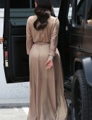 Kim-Kardashian-Upskirt-6