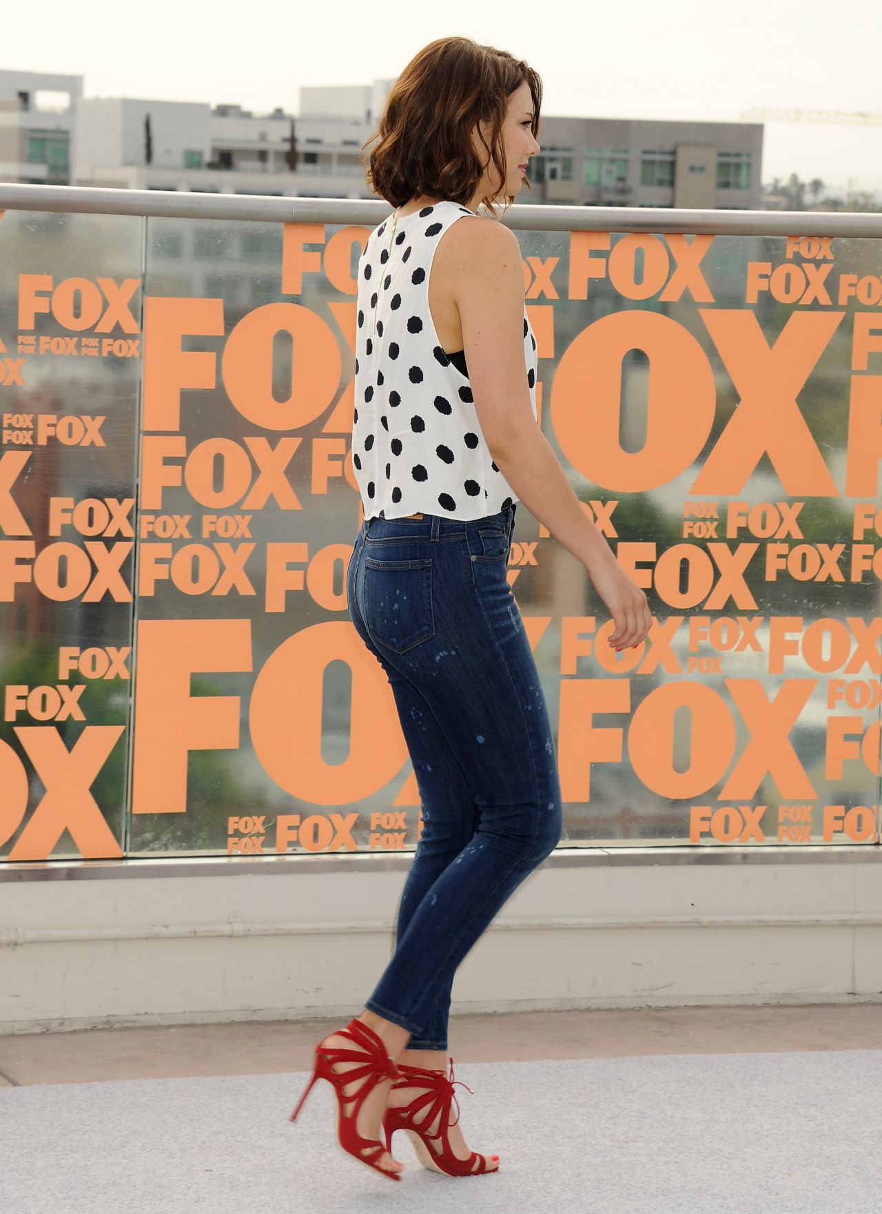 Lauren-Cohan-1
