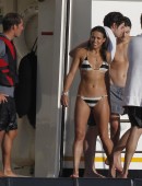 Michelle-Rodriguez-in-Bikini-10