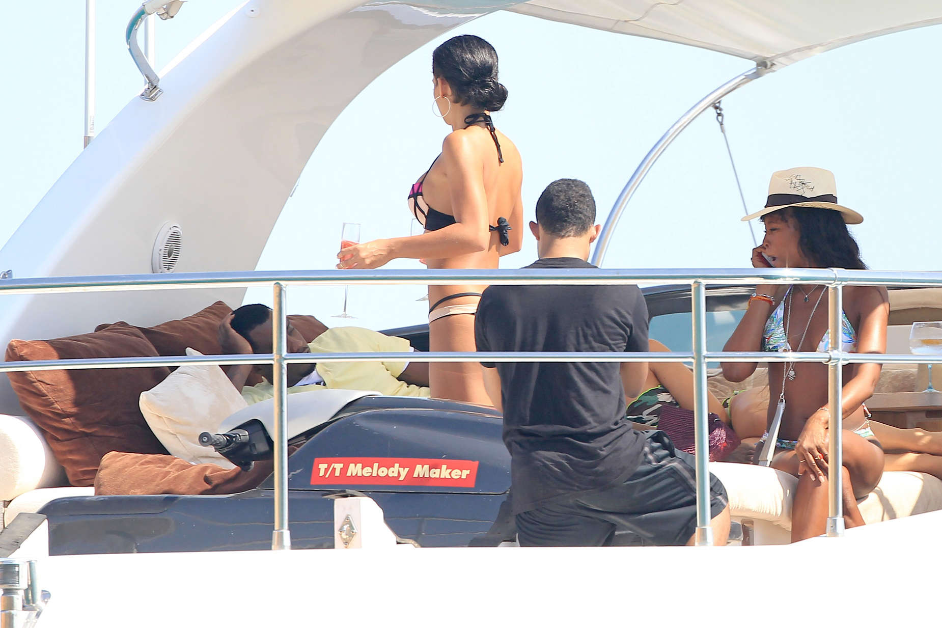 Naomi-Campbell-Cassie-and-Diddy-8