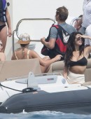 Selena-Gomez-655