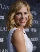Tricia-Helfer-805