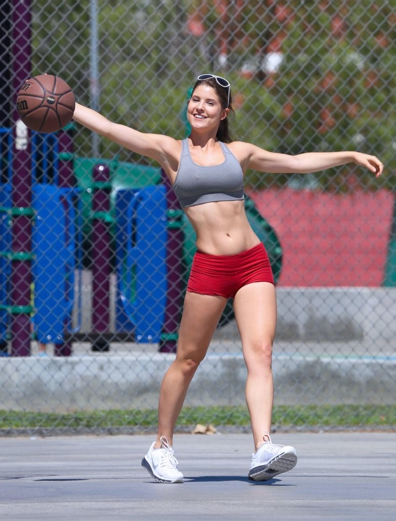 Amanda-Cerny-8