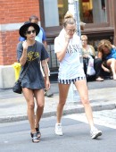 Cara-Delevingne-and-Zoe-Kravitz-4