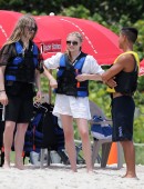 Chloe-Moretz-Jetskiing-in-Miami-8