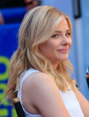 Chloe-Moretz-on-GMA-1