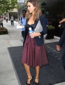 Jessica-Alba-Upskirt-3