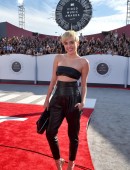 Miley-Cyrus-2014-MTV-VMA-Awards-16