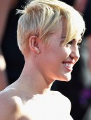 Miley-Cyrus-2014-MTV-VMA-Awards-3