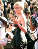 Miley-Cyrus-2014-MTV-VMA-Awards-4