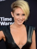 Nicky-Whelan-4