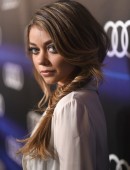 Sarah-Hyland-651