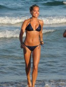 Sylvie-van-der-Vaart-Hot-661