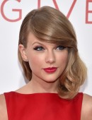 Taylor-Swift-151