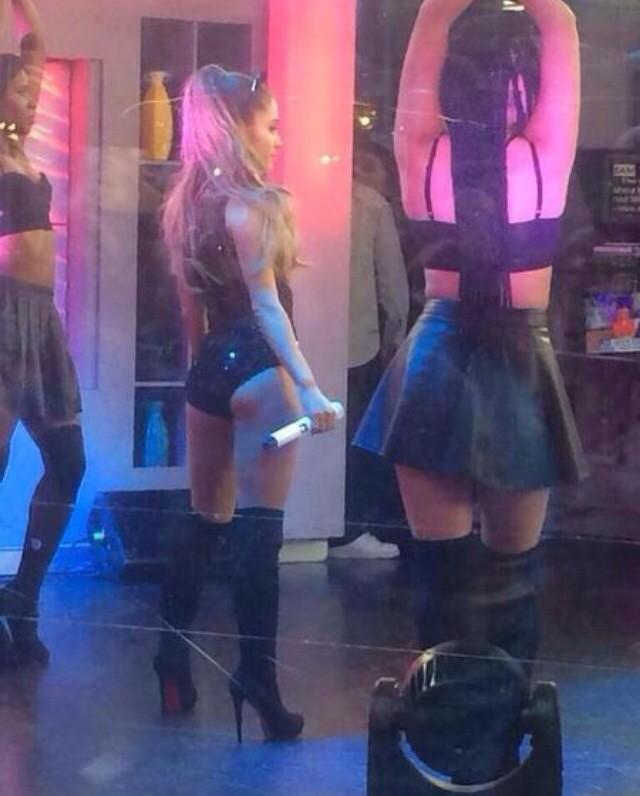 Ariana-Grande-on-Sunrise-TV-1