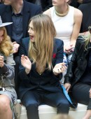 Cara-Delevingne-and-Kate-Moss-9
