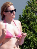 Elisabeth-Moss-12