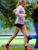 Ellie-Goulding-102