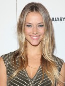 Hannah-Ferguson-551