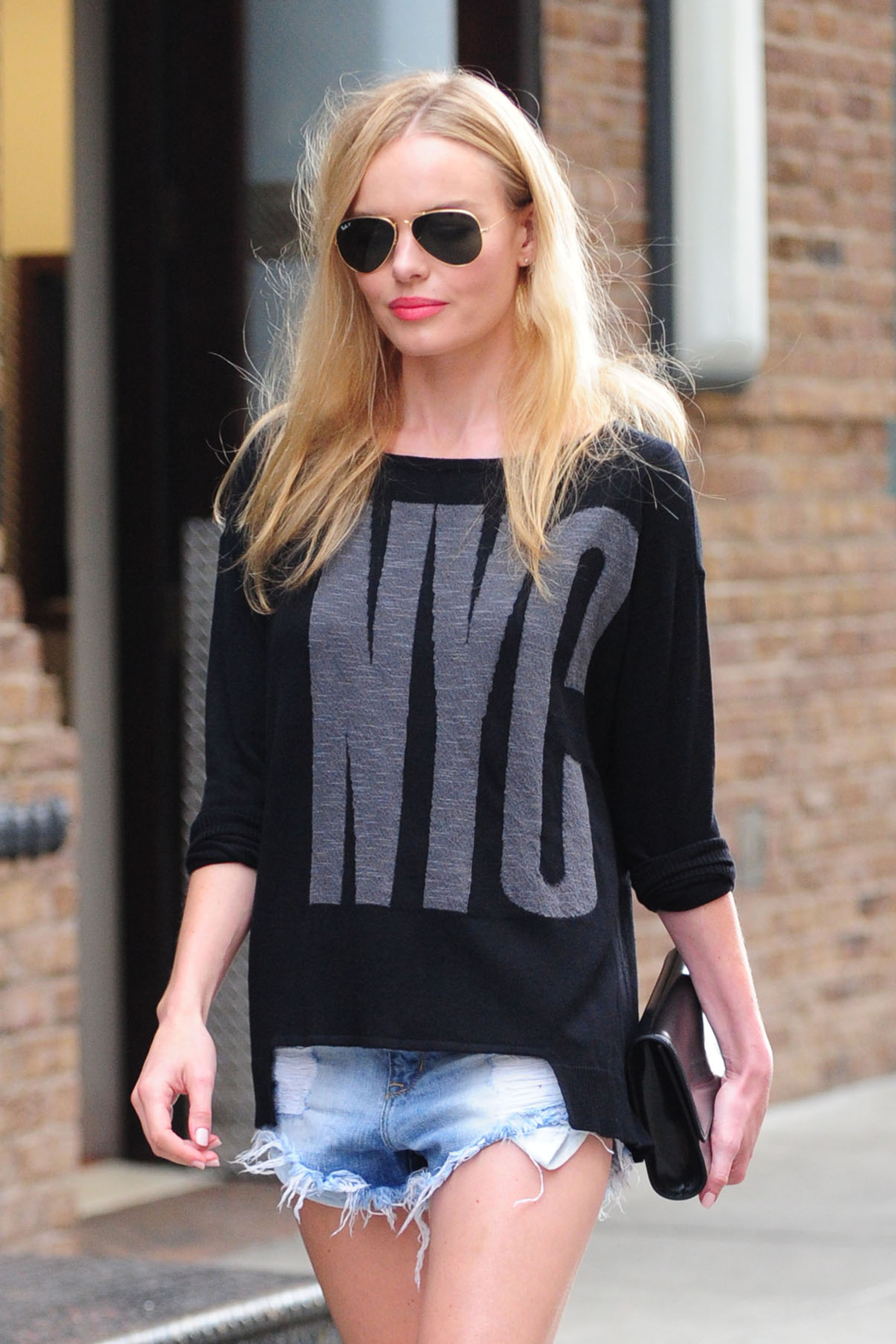 Kate-Bosworth-Leggy-5