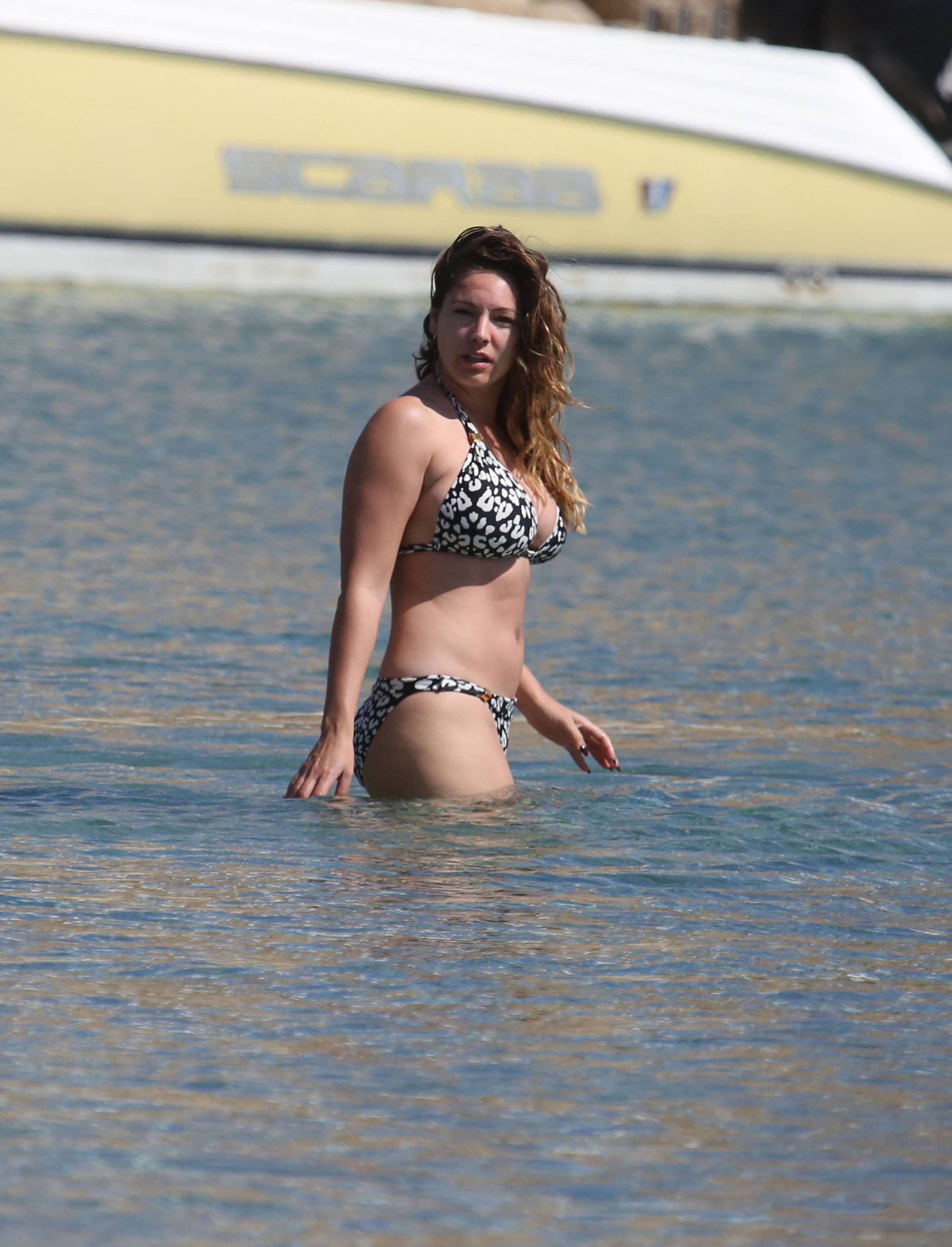 Kelly-Brook-558