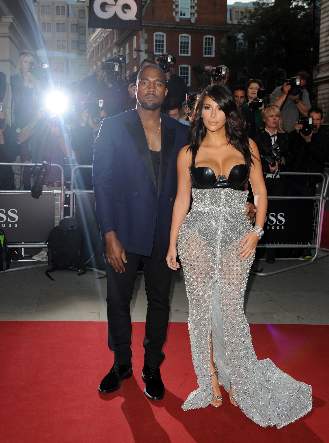 Kim-Kardashian-25