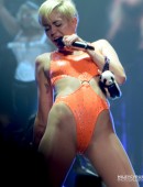 Miley-Cyrus-on-Bangerz-Tour-in-Puerto-Rico-2
