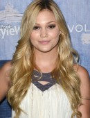 Olivia-Holt-508